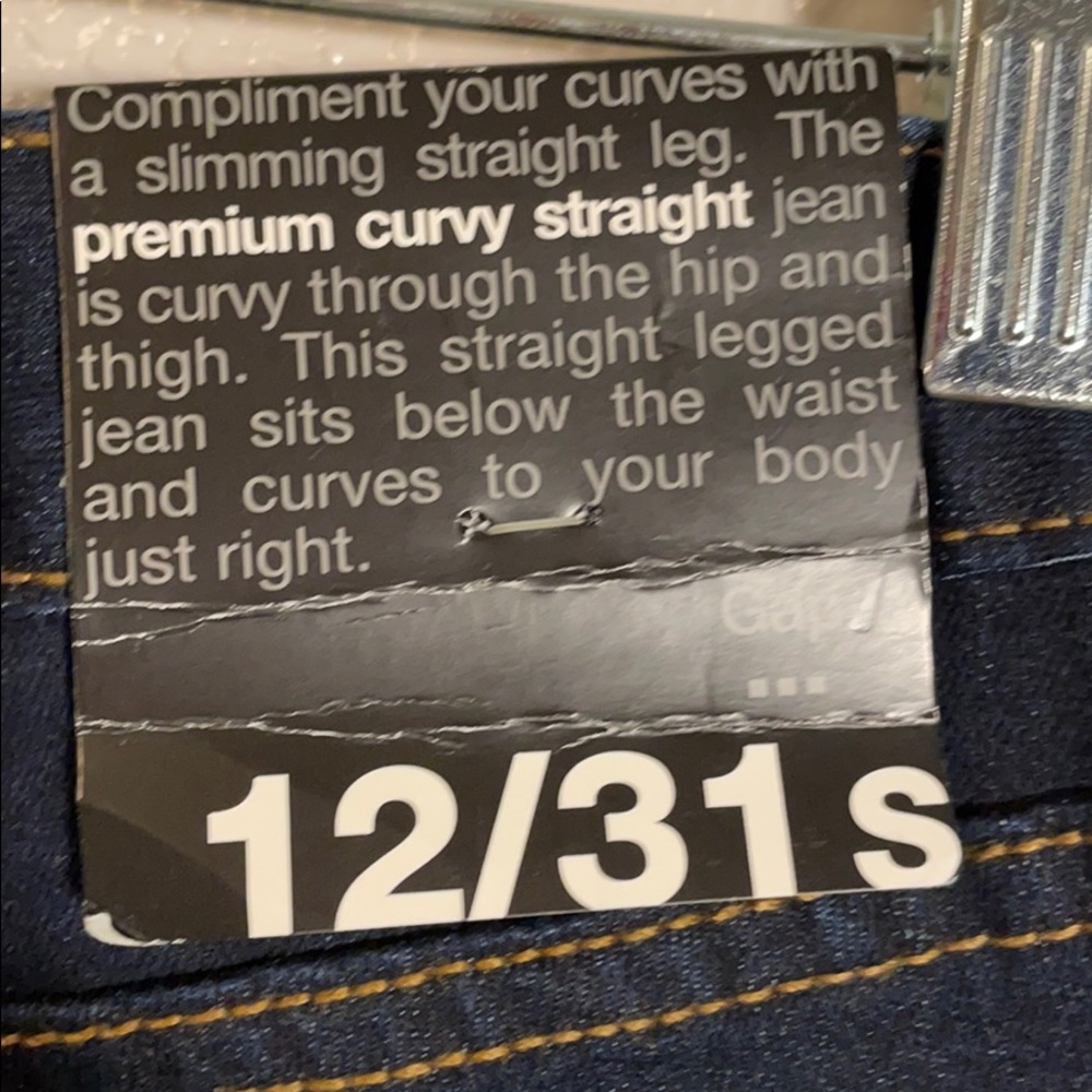 Premium Curvy Straight GAP Denim - Picture 4 of 5
